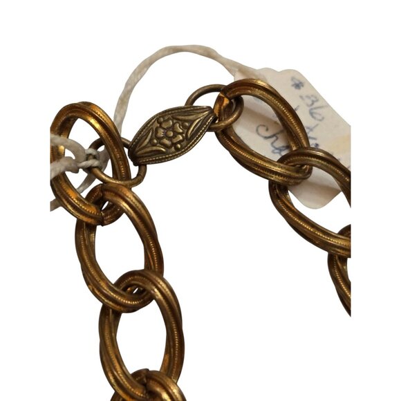 Vintage Textured Brass Curb Link Chain Necklace with Fancy Art Deco Style Clasp - Picture 3 of 5